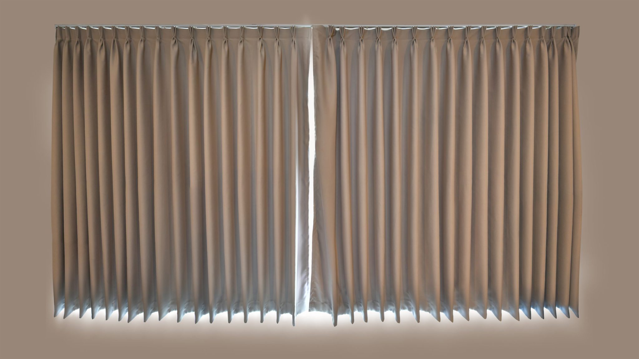 How to Keep Top Floor Apartment Cool in Summer