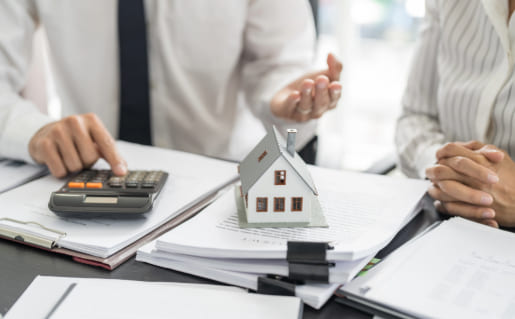How to Invest in Real Estate in 2025