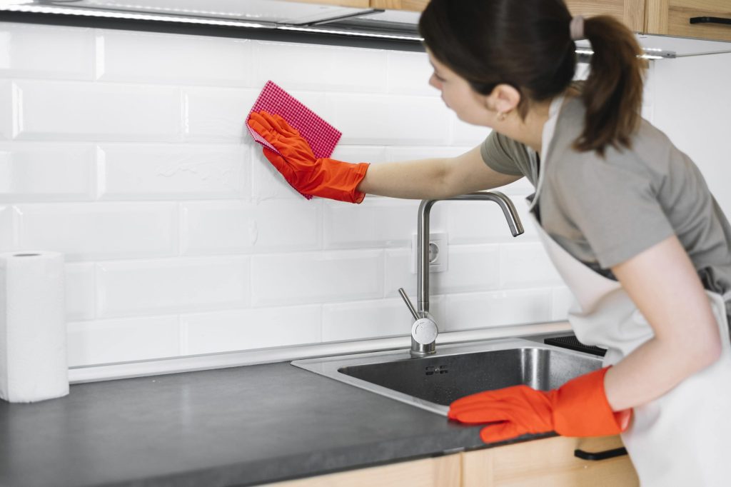 how to get rid of bad odour in room