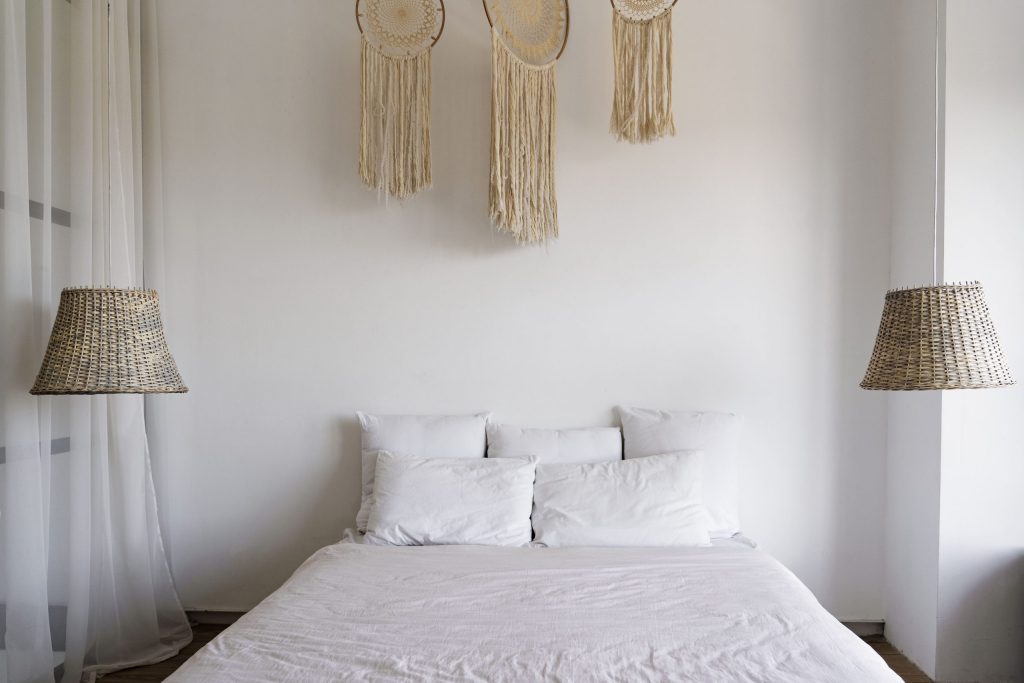 best wall painting design for bedroom