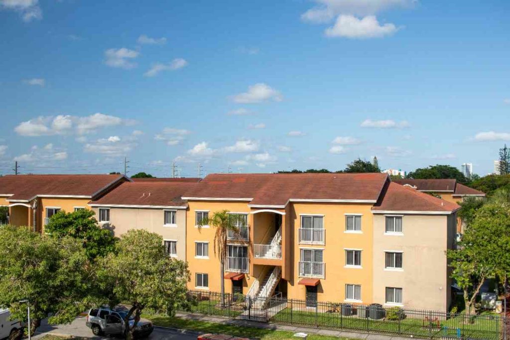 differences-between-flats-and-apartments