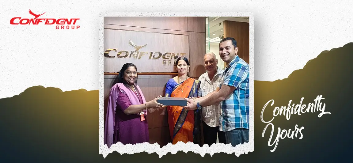 Confident White Berry, Kochi