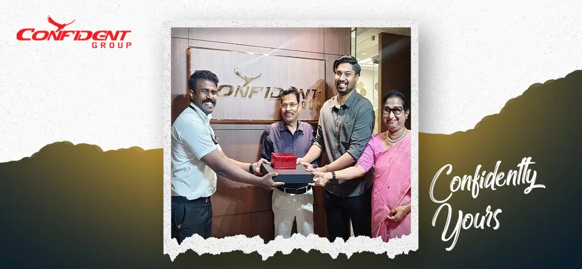 Confident White Berry, Kochi