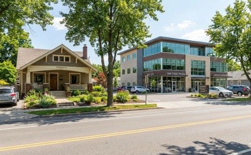 difference between commercial and residential property